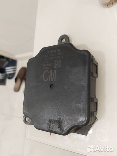 Датчик слепых зон тойота камри