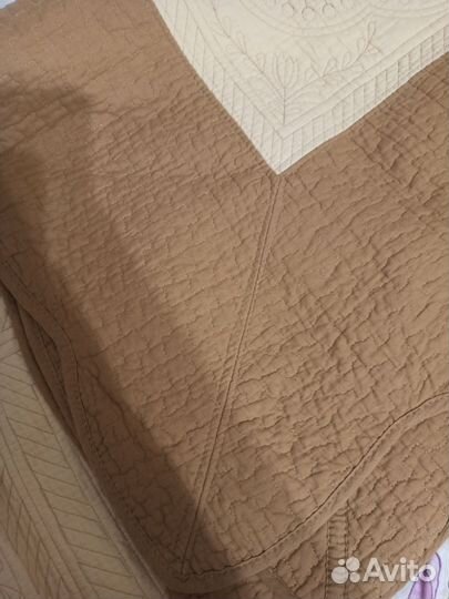 Покрывало на кровать новое