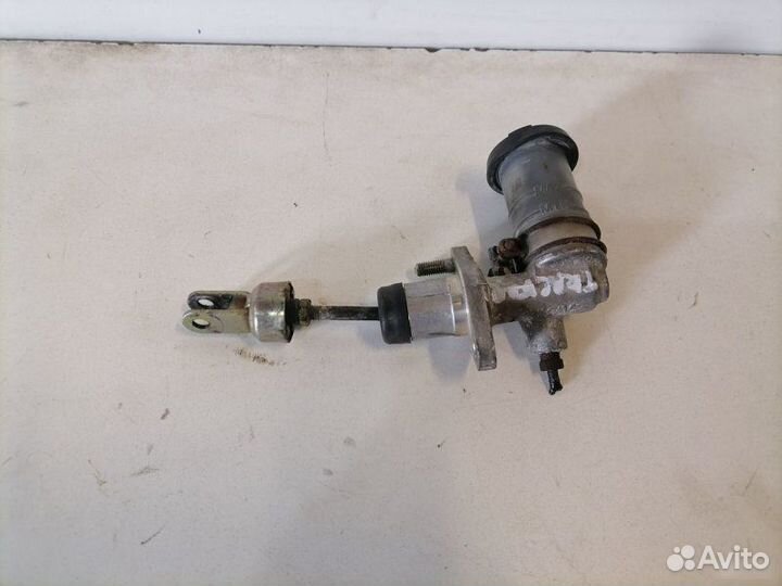 Главный цилиндр сцепления Suzuki Grand Vitara 2.0