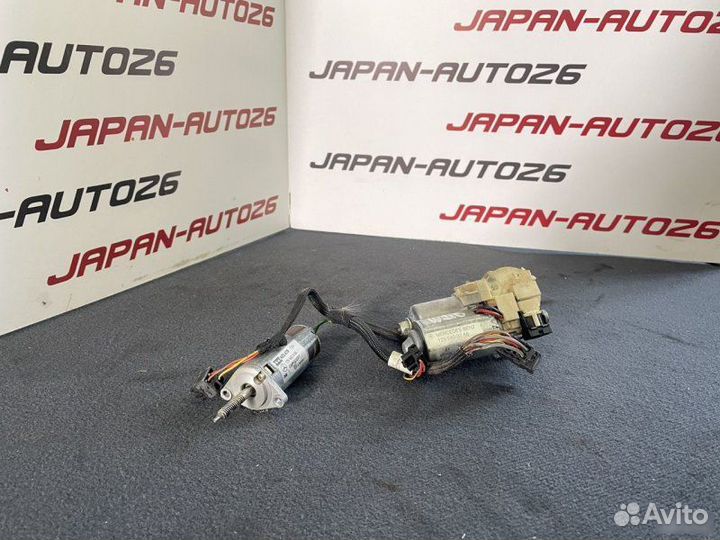 Моторчик рулевой колонки Mercedes-Benz E-Класс