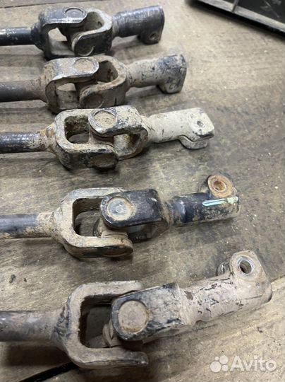 Рулевой промвал Toyota Hilux 7