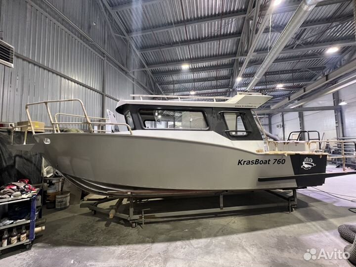Новый кабинный алюминиевый катер KrasBoat 760 L