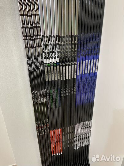 Профессиональные хоккейные клюшки Bauer и CCM