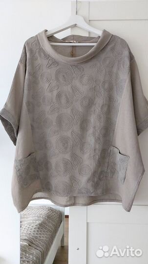 Блузка. Хлопок. Вышивка. 50-56. Италия