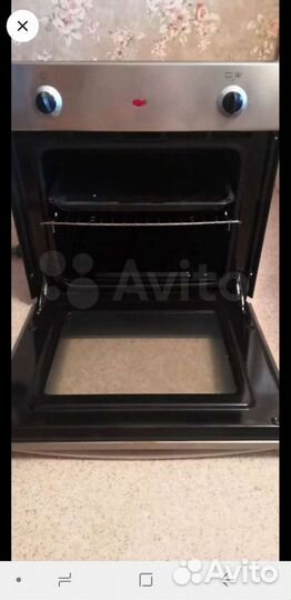 Встраиваемая электрич. духовку