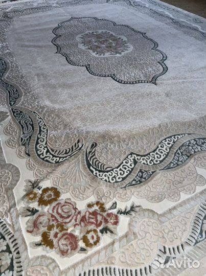 Ковер новый