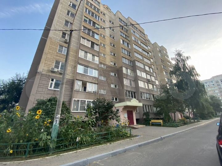1-к. квартира, 43 м², 1/10 эт.