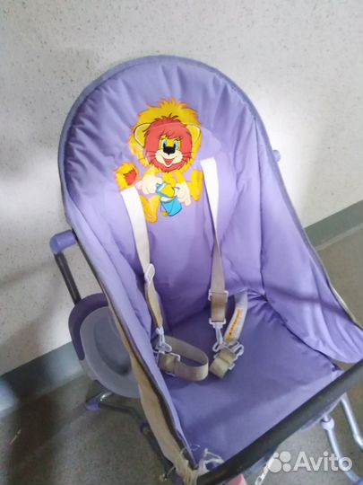 Детский стульчик для кормления