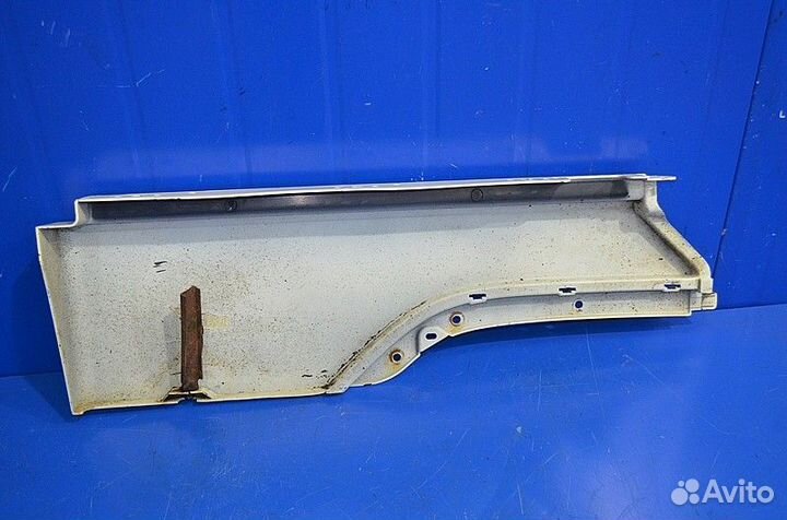 Вставка между кабиной и крылом (локер), задняя лев