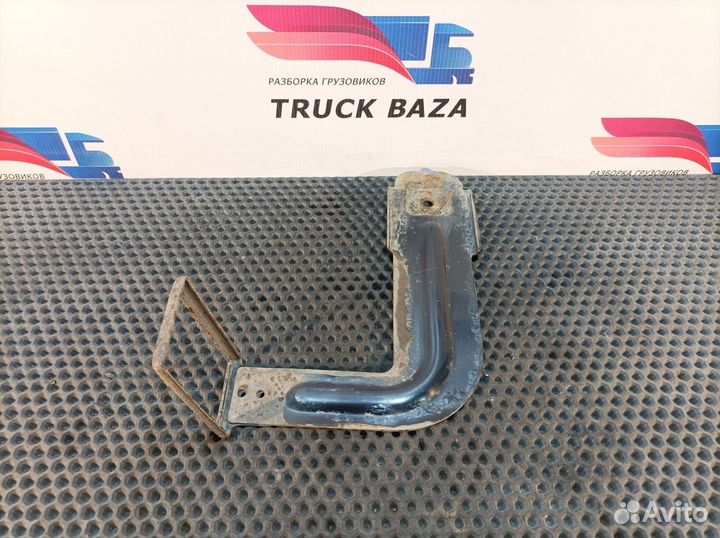 Кронштейн габарита левый Volvo FH