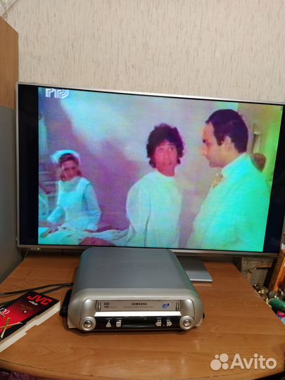 Видеомагнитофон Samsung svr244s