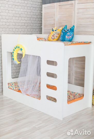 Кровать двухъярусная Незнайка