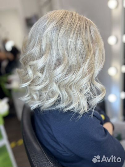 Стрижки и окрашивание, парикмахер-колорист