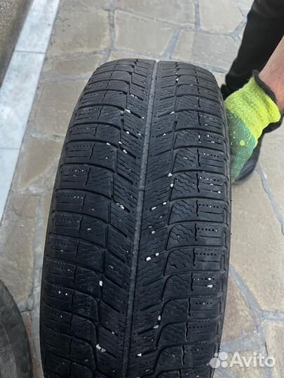 Michelin X-Ice XI3 205/65 R16