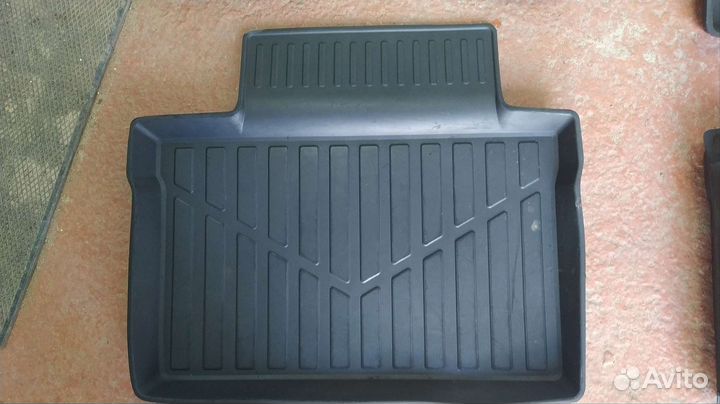 Автомобильные коврики резиновые лада веста