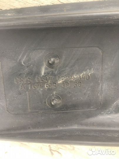 Крепление порога левое Mercedes Benz Ml 350