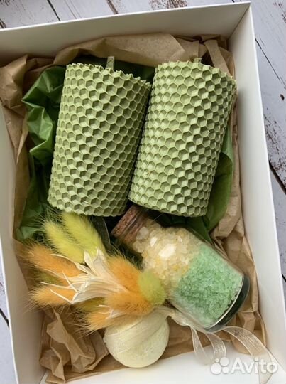 Подарок на 8 марта