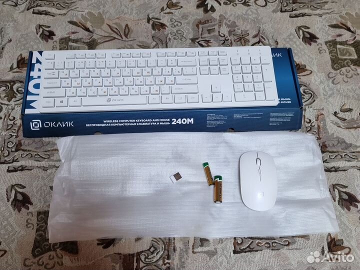 Клавиатура и мышь беспроводные