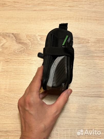 Продается сумка для велосипеда под сиденье