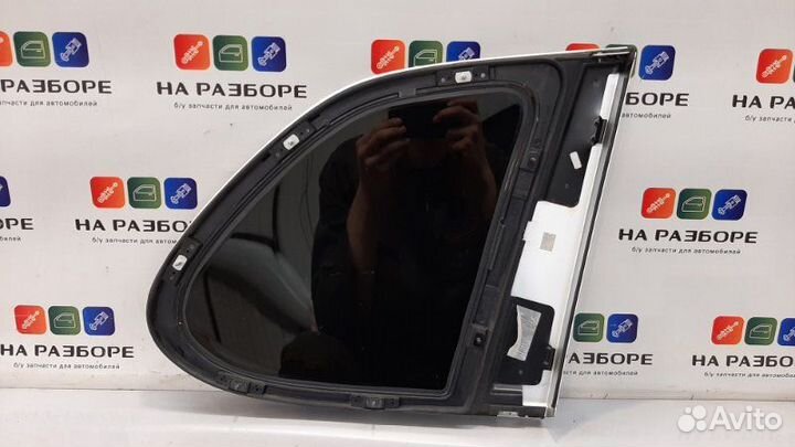 Форточка в крыло задняя левая Porsche Cayenne 955