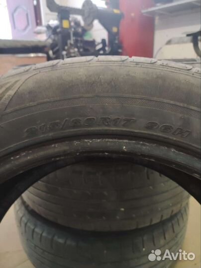 Nexen Classe Premiere 215/60 R17 99H