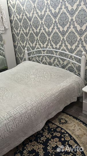 Кровать двухспальная 160 200 без матраса бу