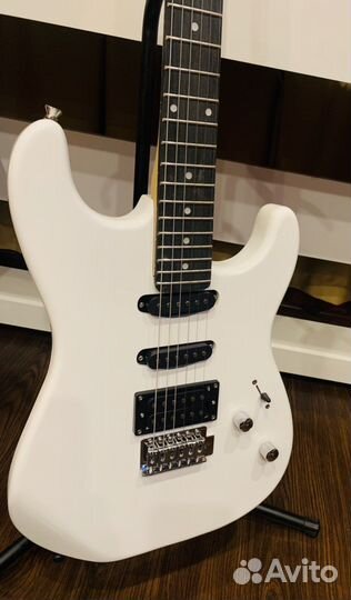 Электрогитара SuperStratocaster + Чехол