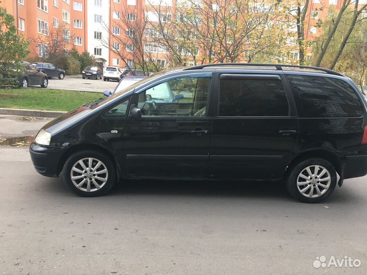 Volkswagen Sharan 1.9 AT, 2002, 336 000 км