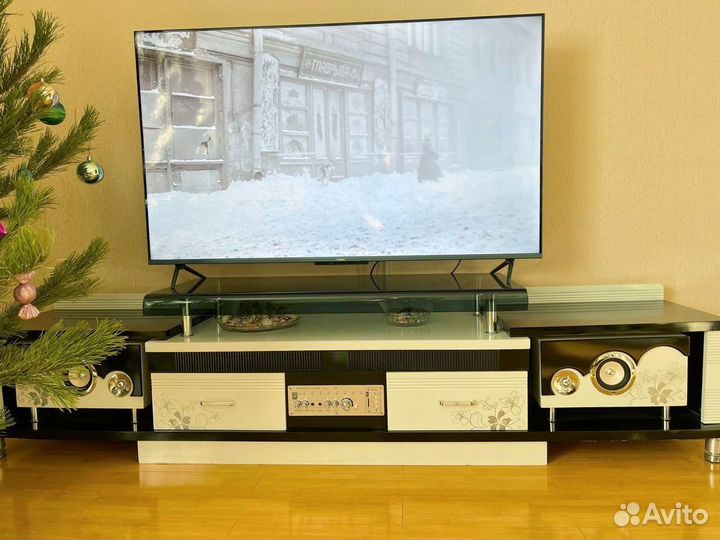 Тумба под телевизор