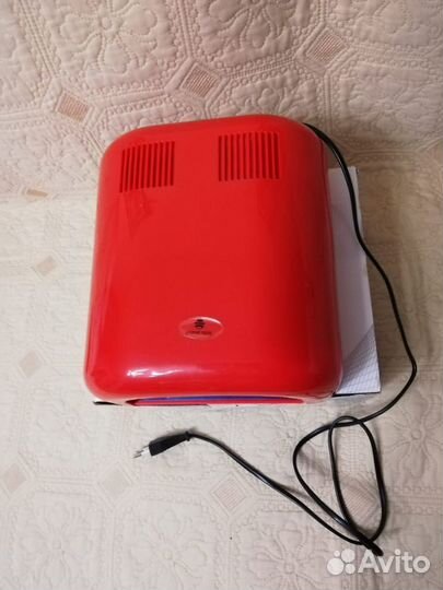 UV-Лампа для ногтей