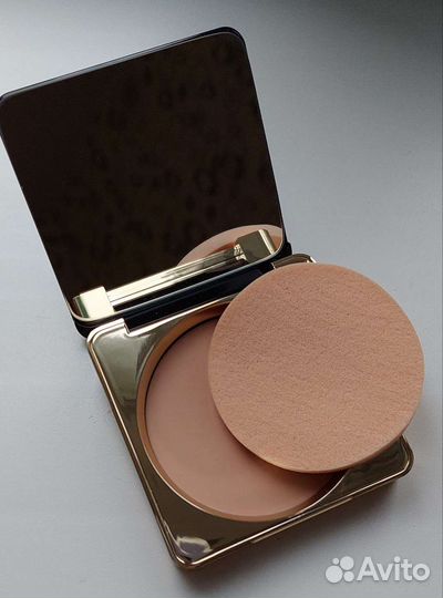 Пудра бежевая