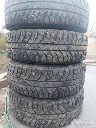 Bridgestone Ice Cruiser 7000 185/65 R15