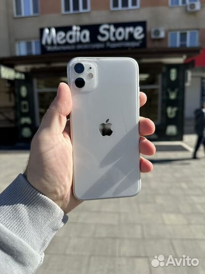 iPhone 11, 128 ГБ