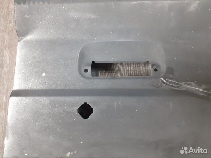 Дверь передняя левая Toyota Land Cruiser Prado