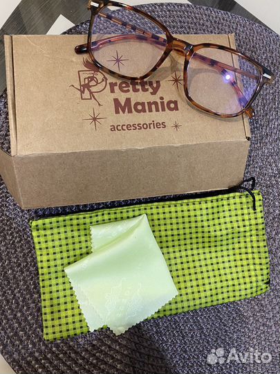 Очки имиджевые