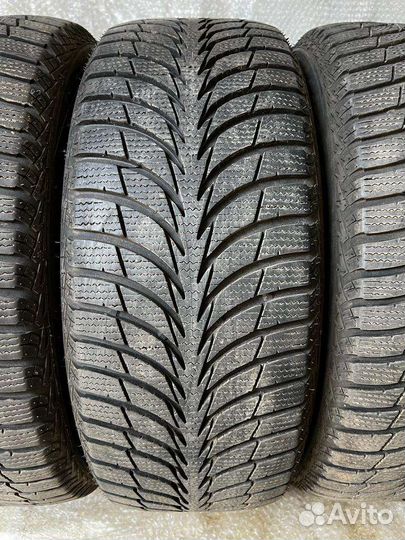 Goodyear UltraGrip Ice+ 215/55 R17 94T