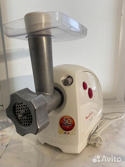 Мясорубка электрическая moulinex