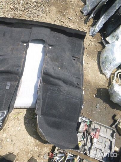 Ковер пола Mitsubishi Pajero V87W 6G75 2007