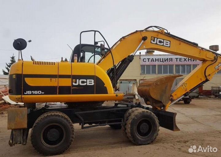 Стекло лобовое нижнее экскаватор Jcb JC 160