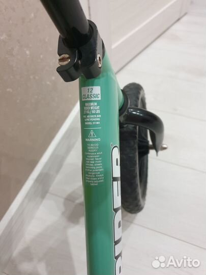Продам беговел strider 12