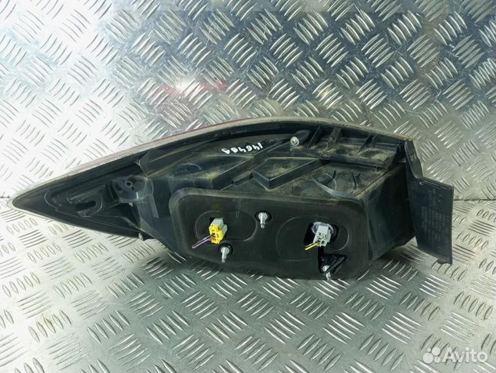 Б/У Б/У Фонарь задний правый Из Японии. P8546