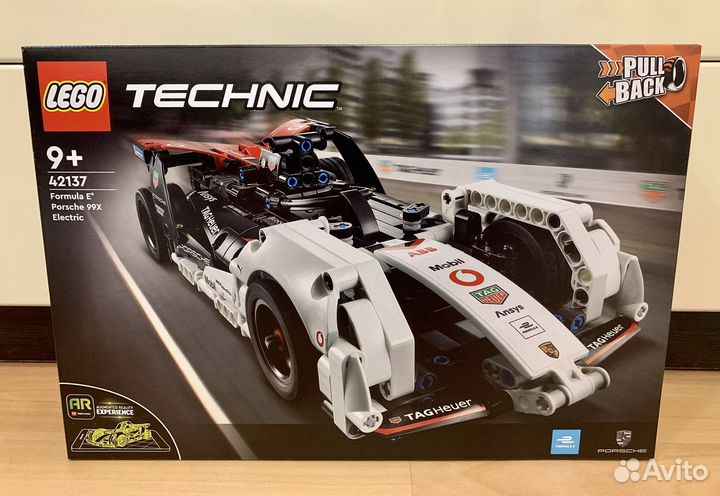 Новый Lego Technic 42137 Formula E Porsche 99X