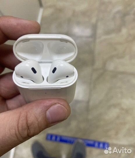 Airpods 2