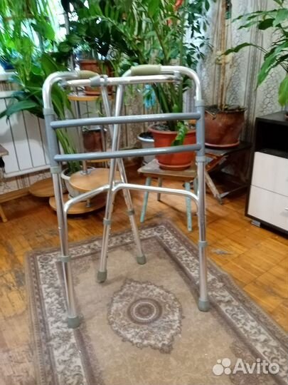 Ходунки для взрослых