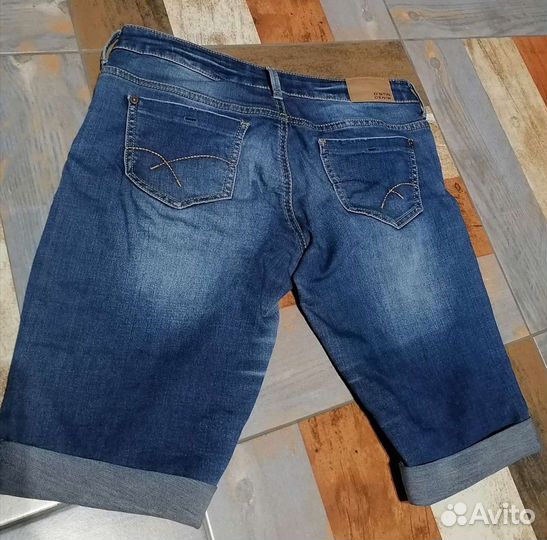 Шорты до колена