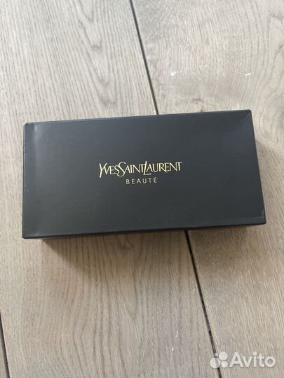 Набор кистей YvesSaintLaurent