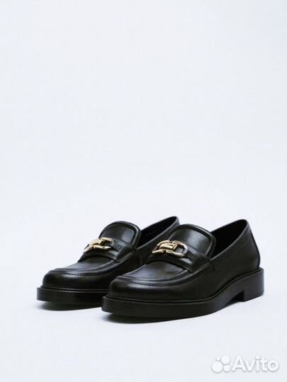Кожаные лоферы Zara