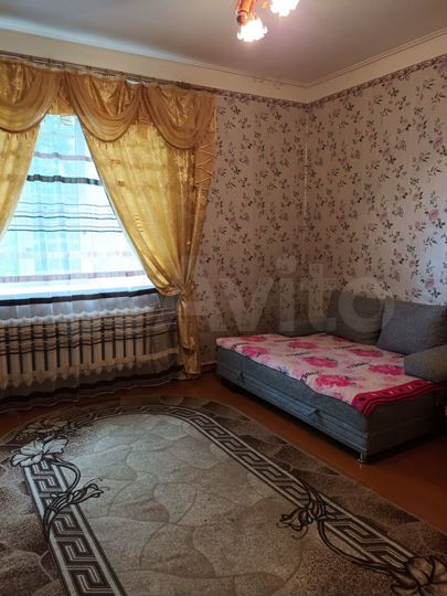 Комната 23 м² в 3-к., 1/2 эт.