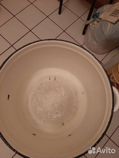 Кастрюли, вёдра, тазы эмалированные