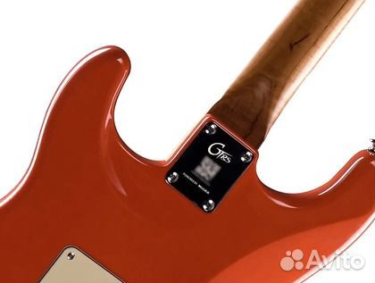 Электрогитара со встроенным процессором Mooer gtrs